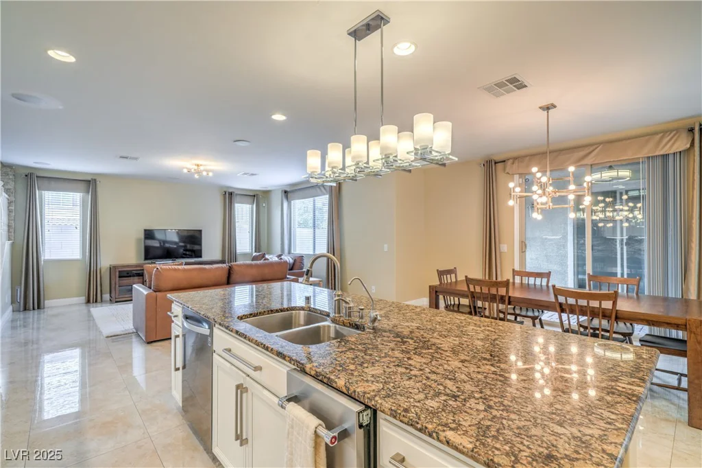 12308 Kings Eagle, Las Vegas, NV 89141