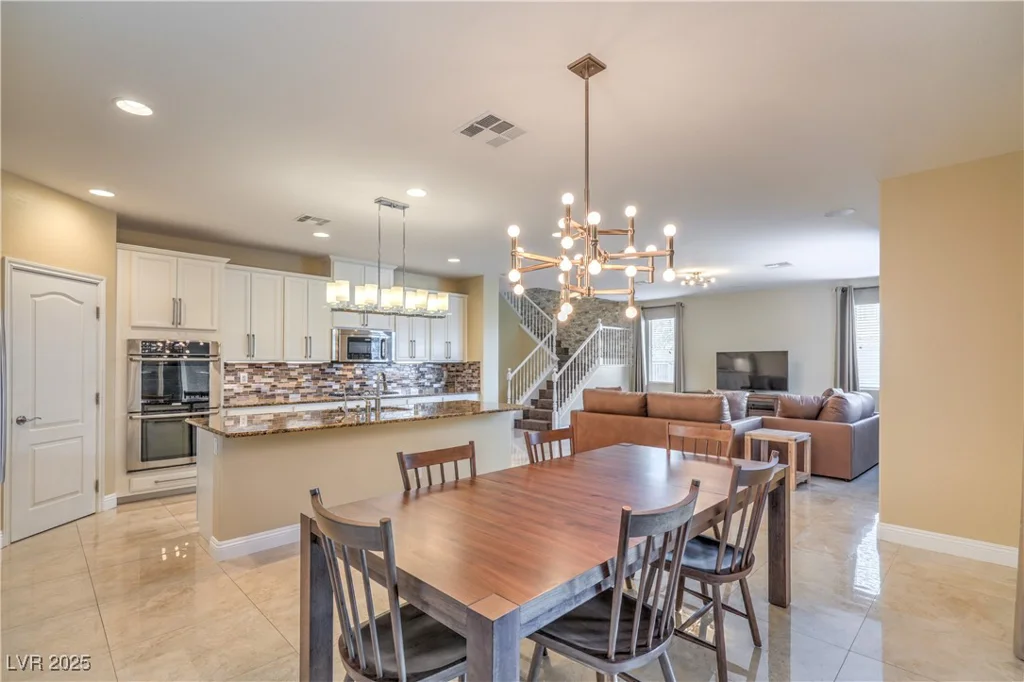 12308 Kings Eagle, Las Vegas, NV 89141
