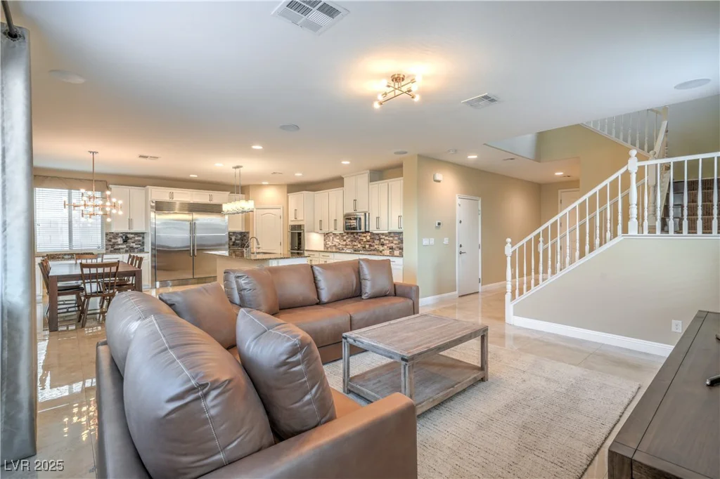 12308 Kings Eagle, Las Vegas, NV 89141