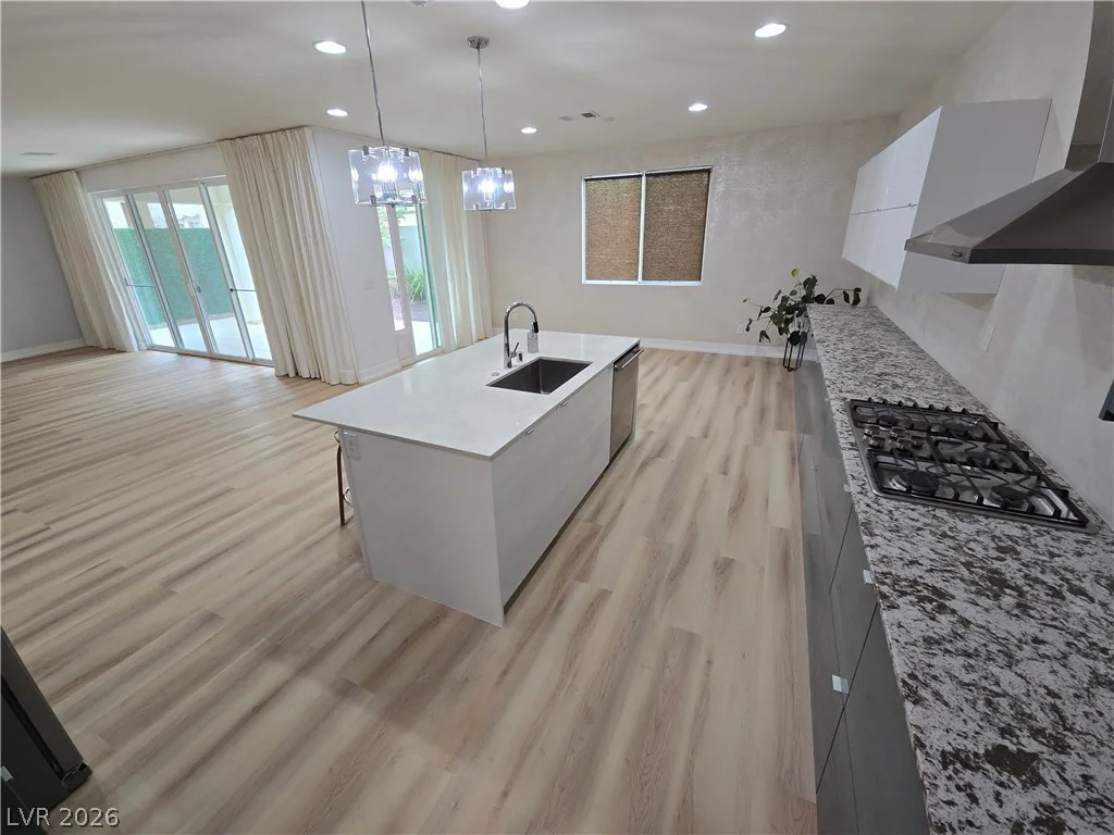6380 Guy Summit, Las Vegas, NV 89141
