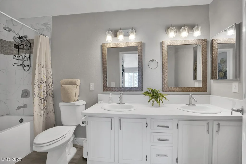 3425 Russell, Las Vegas, NV 89120