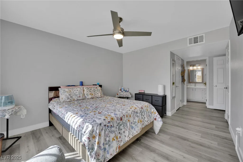 3425 Russell, Las Vegas, NV 89120