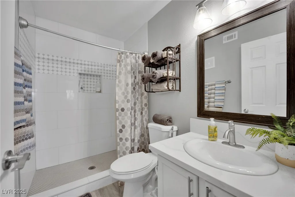 3425 Russell, Las Vegas, NV 89120