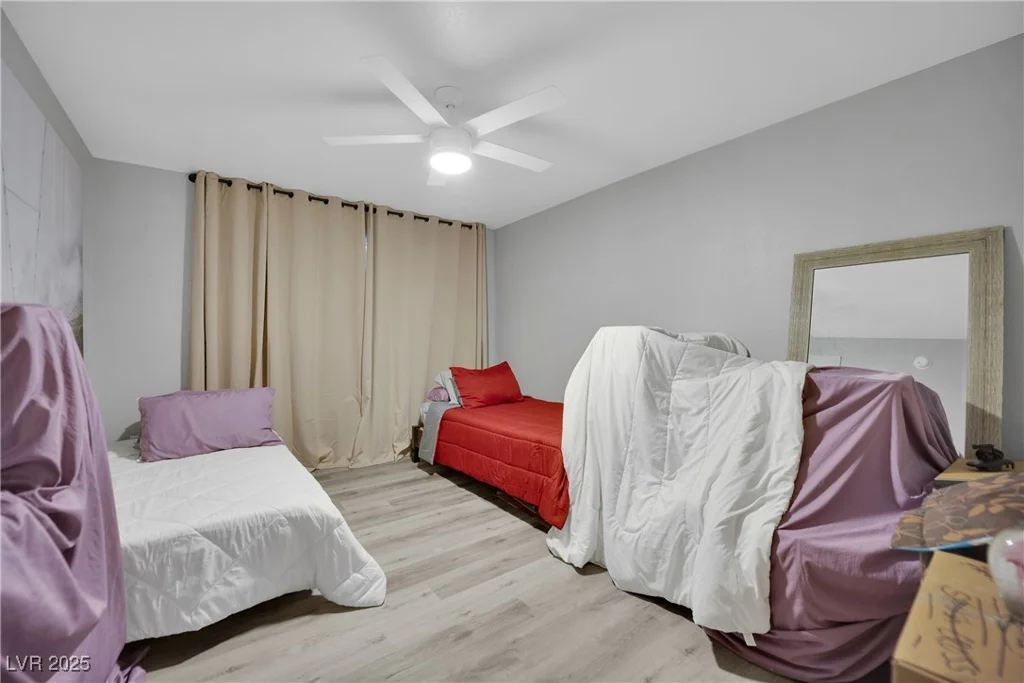 3425 Russell, Las Vegas, NV 89120
