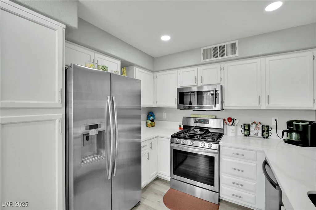 3425 Russell, Las Vegas, NV 89120
