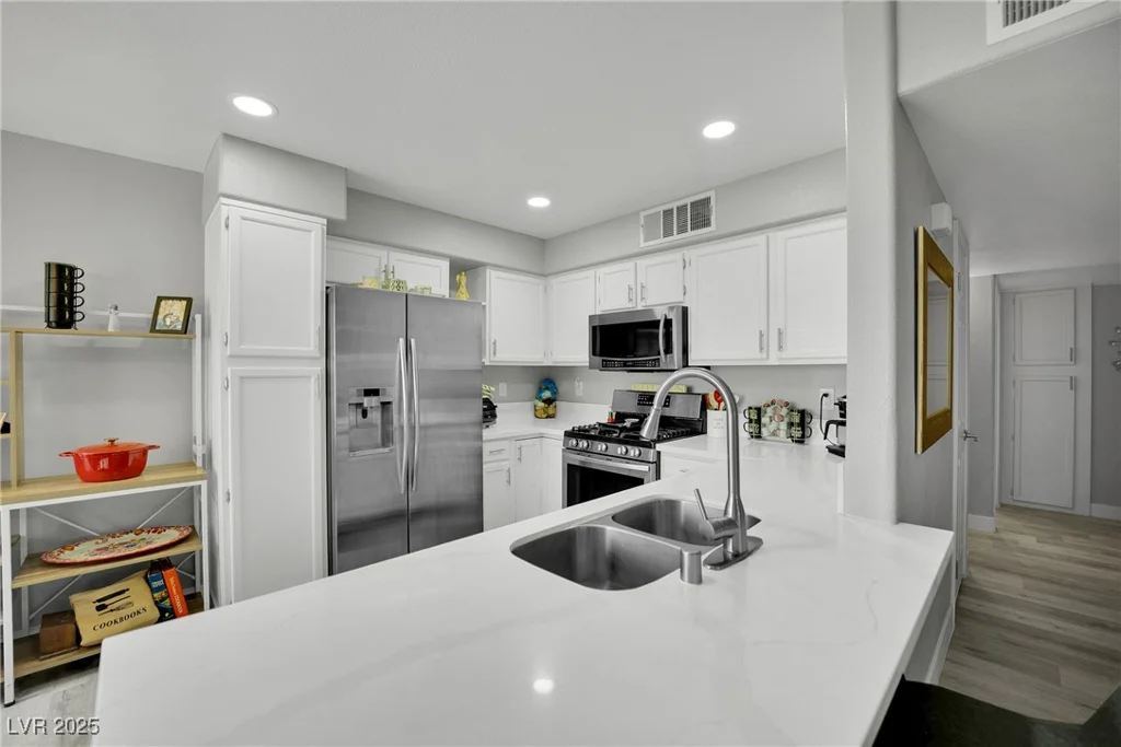 3425 Russell, Las Vegas, NV 89120
