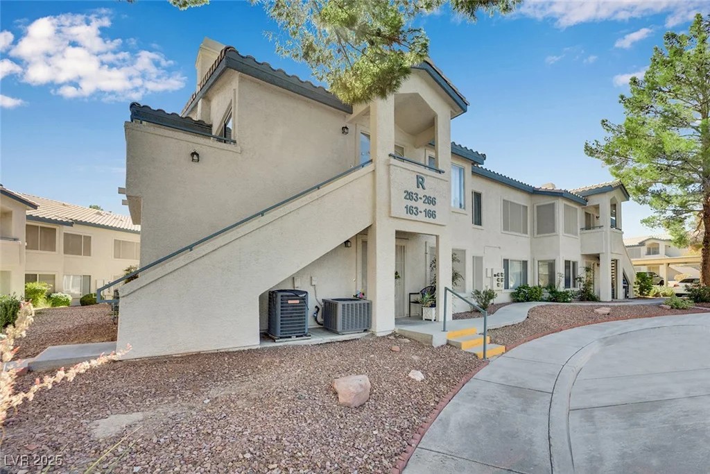 3425 Russell, Las Vegas, NV 89120