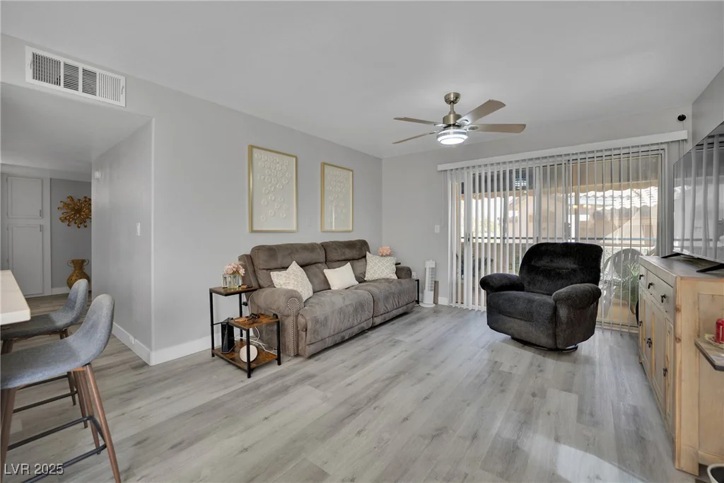 3425 Russell, Las Vegas, NV 89120