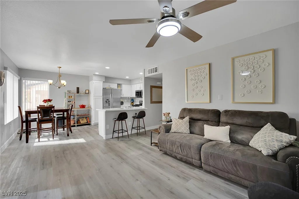 3425 Russell, Las Vegas, NV 89120