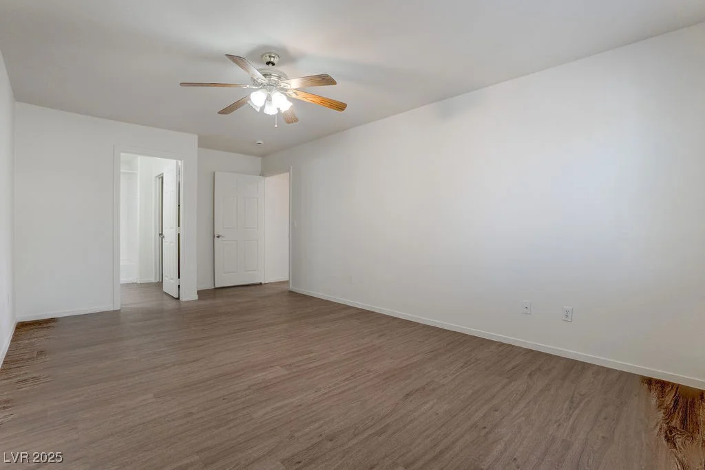 9672 Gunsmith, Las Vegas, NV 89123
