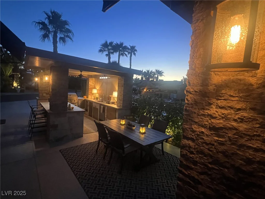 8175 Arville, Las Vegas, NV 89139