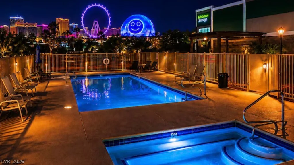 3930 University Center, Las Vegas, NV 89119