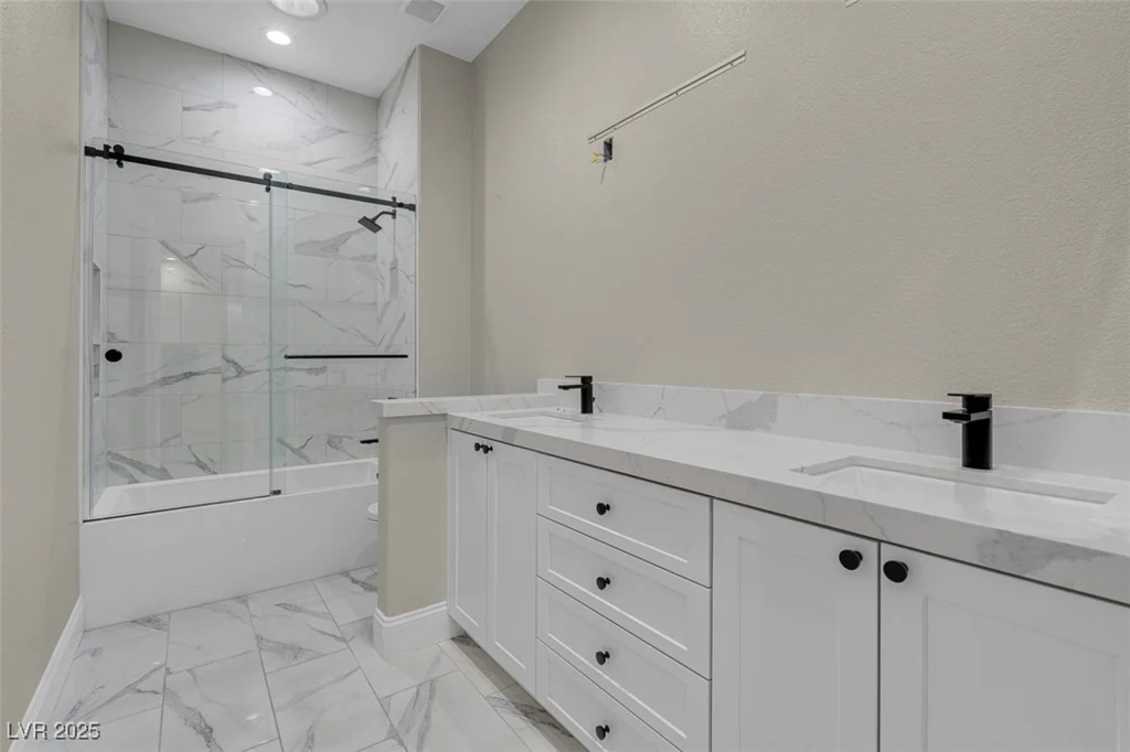 8530 Bella Vacio, Las Vegas, NV 89149