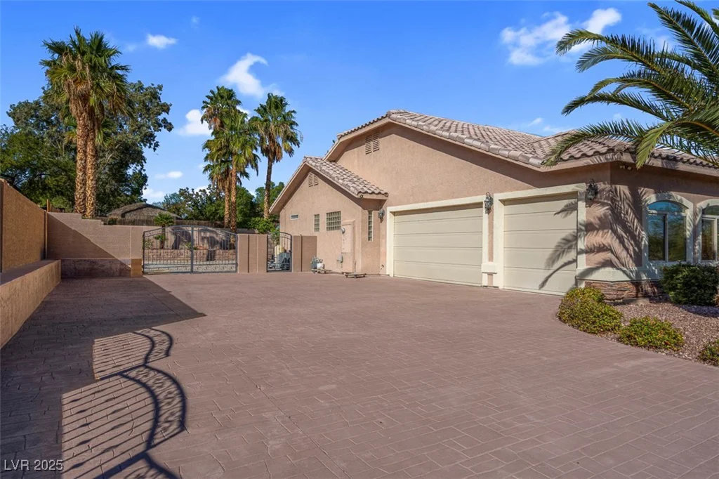 8530 Bella Vacio, Las Vegas, NV 89149