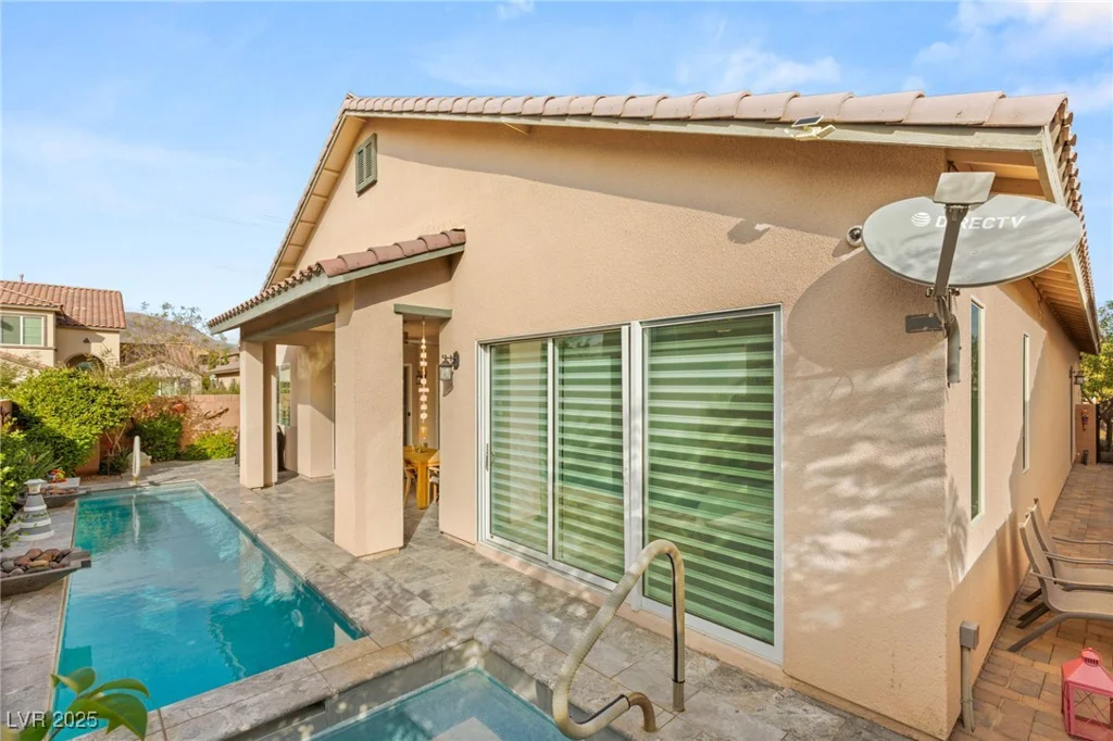 10843 Irving Park, Las Vegas, NV 89166