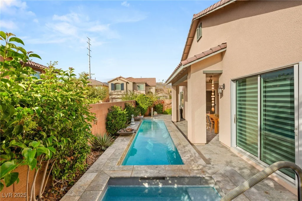 10843 Irving Park, Las Vegas, NV 89166
