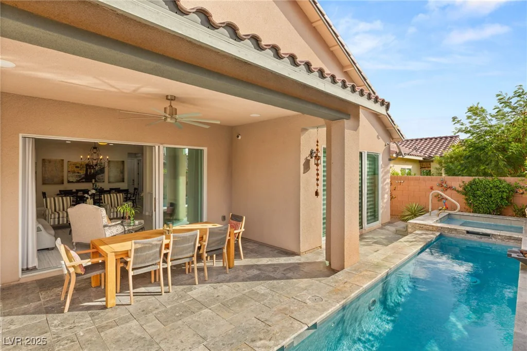 10843 Irving Park, Las Vegas, NV 89166