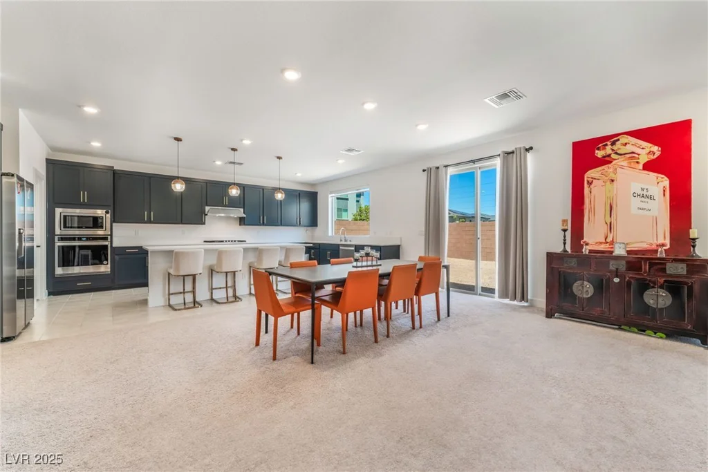 10114 Kettle Valley, Las Vegas, NV 89141
