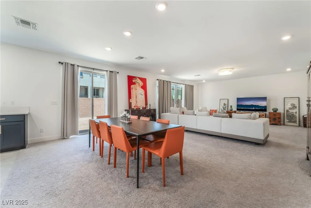 10114 Kettle Valley, Las Vegas, NV 89141