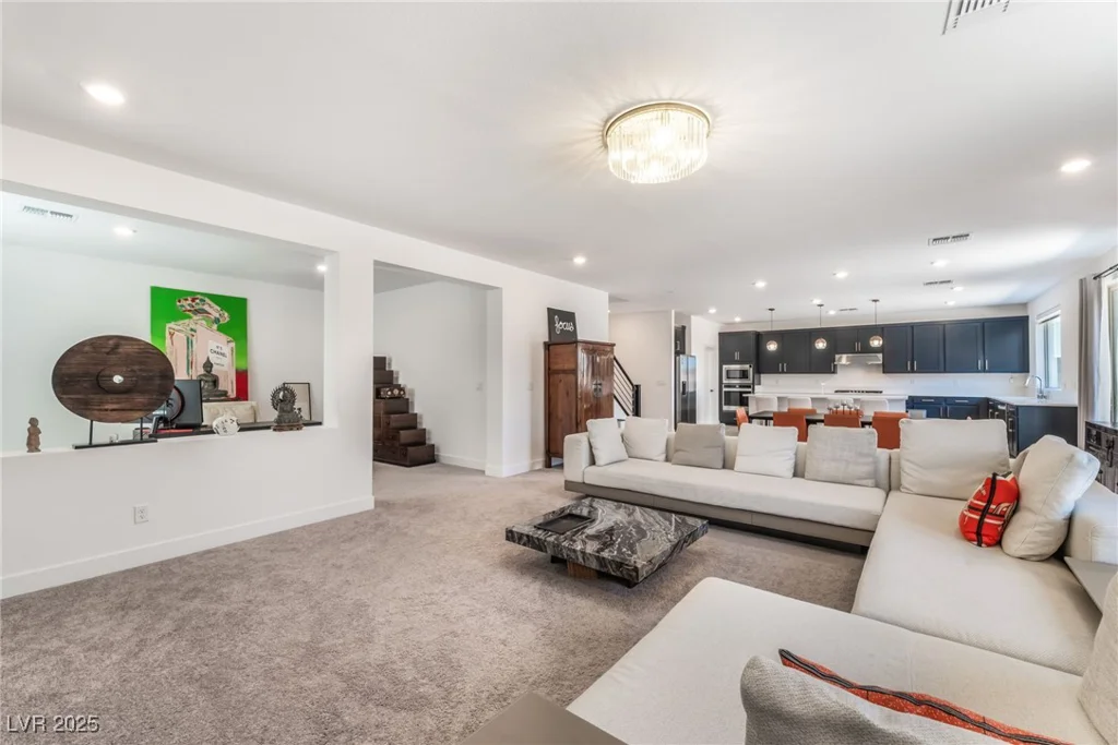 10114 Kettle Valley, Las Vegas, NV 89141