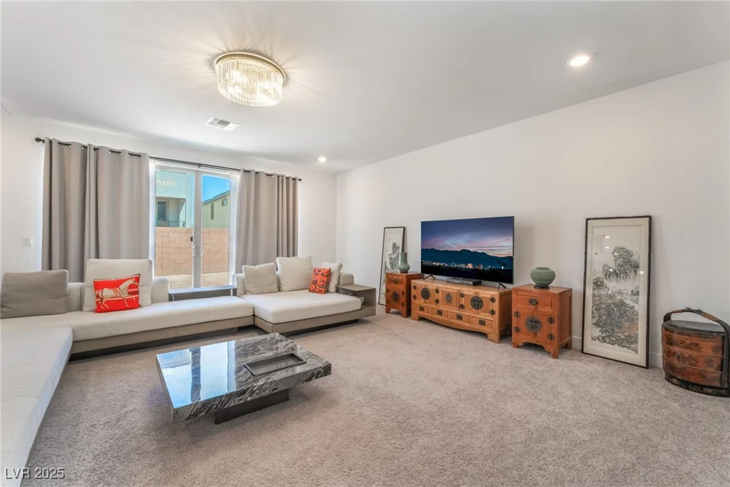 10114 Kettle Valley, Las Vegas, NV 89141