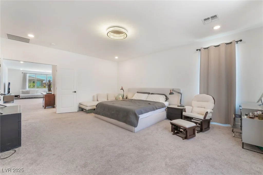 10114 Kettle Valley, Las Vegas, NV 89141