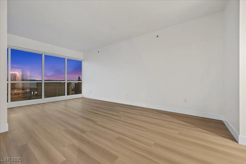4575 Dean Martin, Las Vegas, NV 89103
