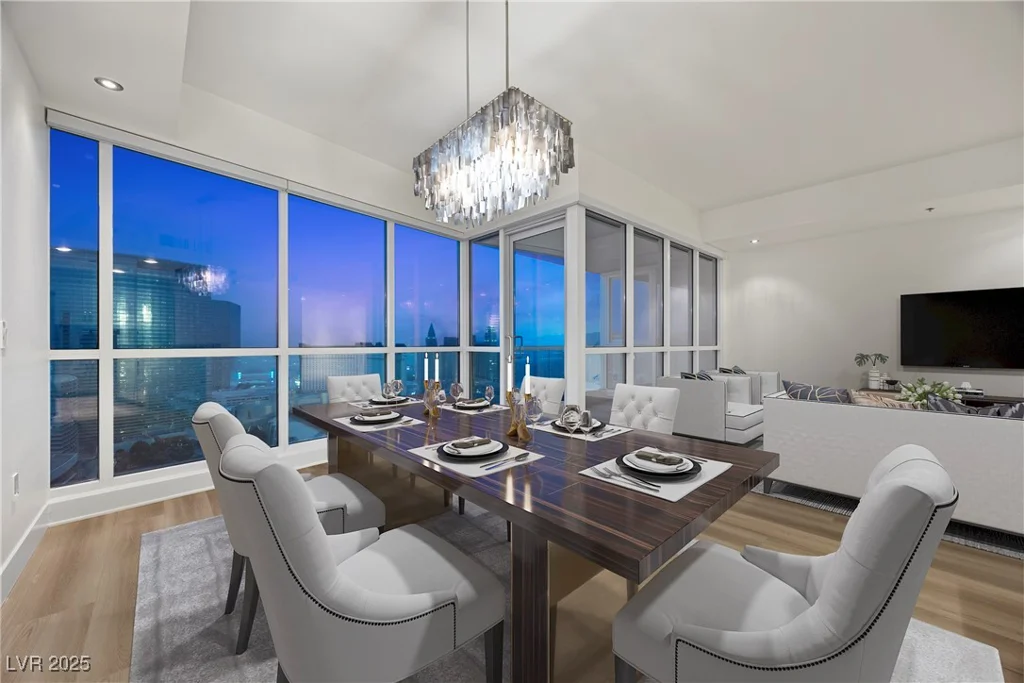 4575 Dean Martin, Las Vegas, NV 89103