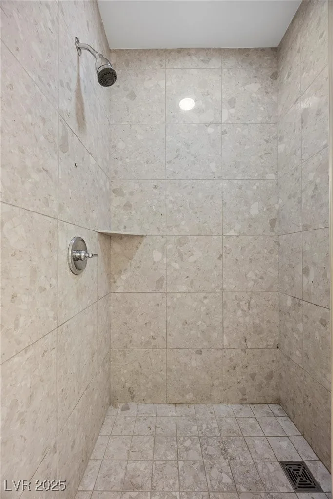 4575 Dean Martin, Las Vegas, NV 89103