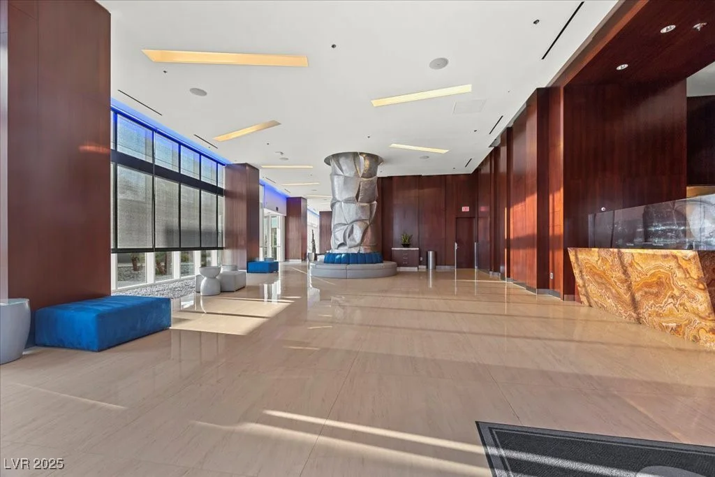 4575 Dean Martin, Las Vegas, NV 89103