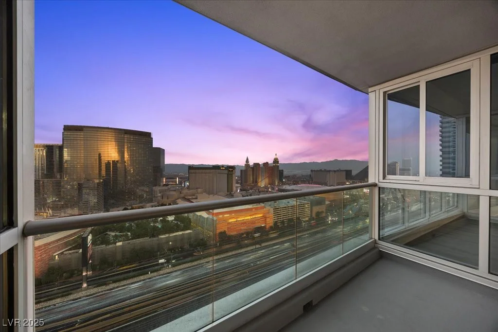 4575 Dean Martin, Las Vegas, NV 89103