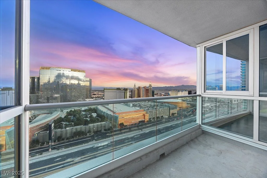4575 Dean Martin, Las Vegas, NV 89103