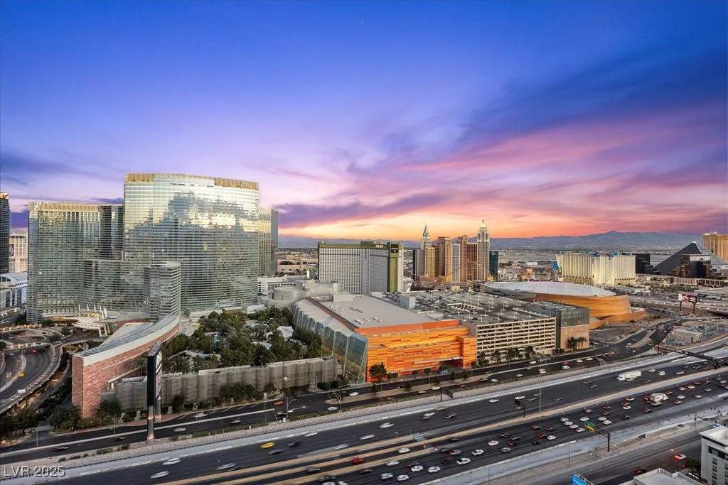 4575 Dean Martin, Las Vegas, NV 89103