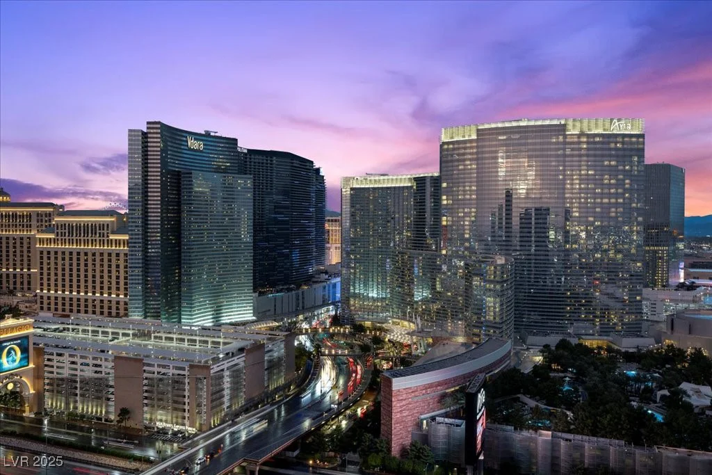 4575 Dean Martin, Las Vegas, NV 89103