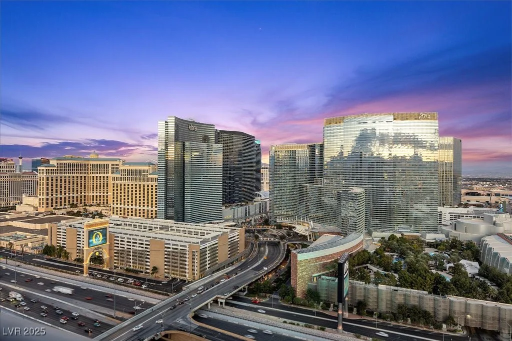 4575 Dean Martin, Las Vegas, NV 89103