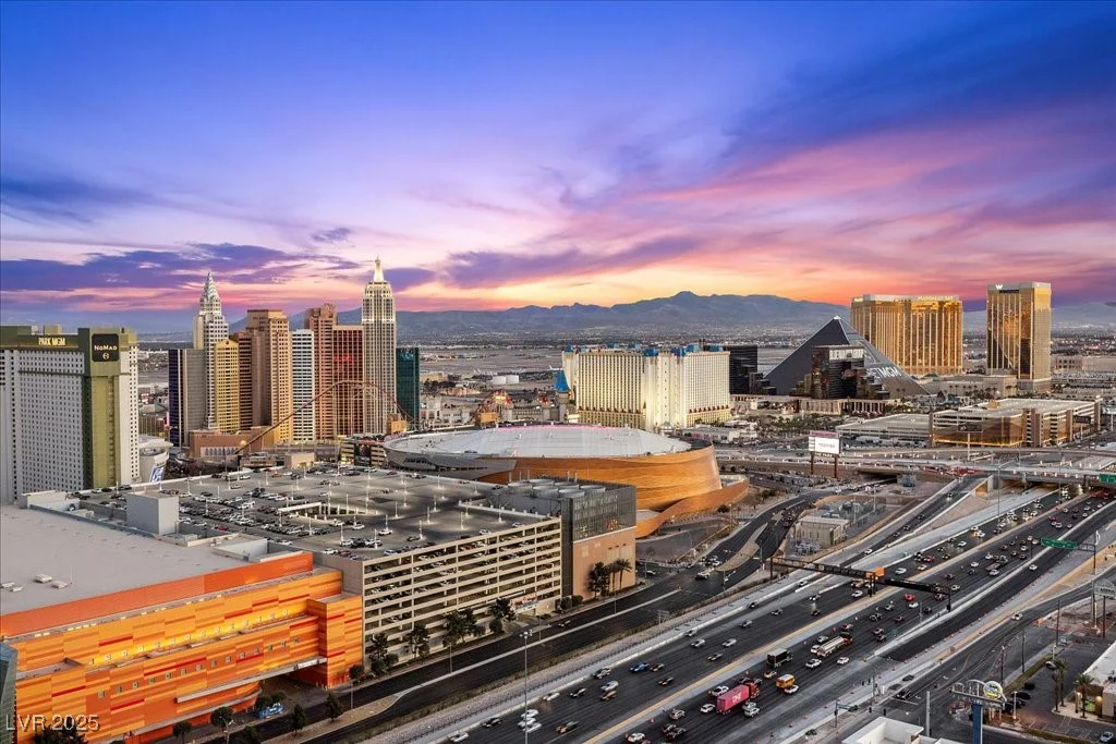 4575 Dean Martin, Las Vegas, NV 89103