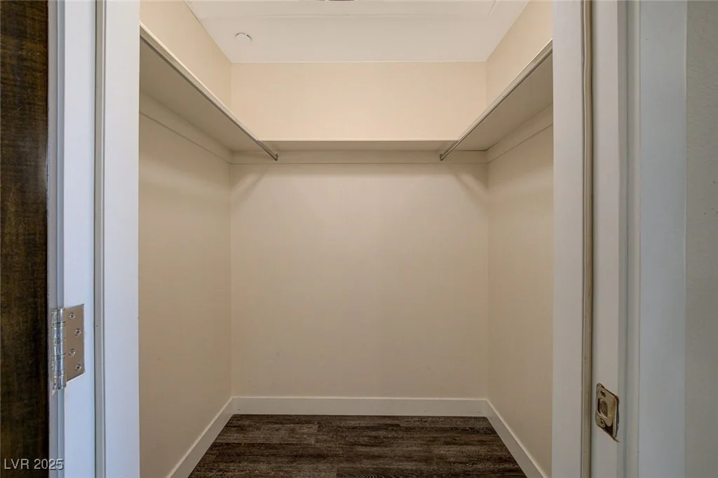 8925 Flamingo, Las Vegas, NV 89147