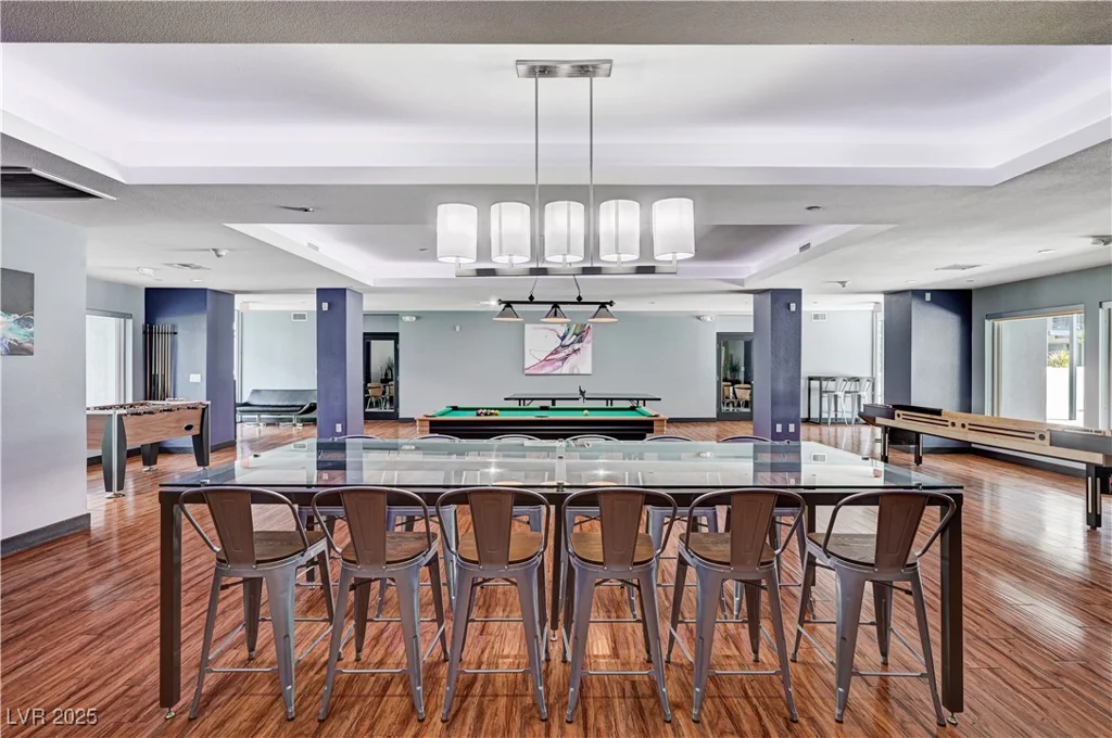 8925 Flamingo, Las Vegas, NV 89147