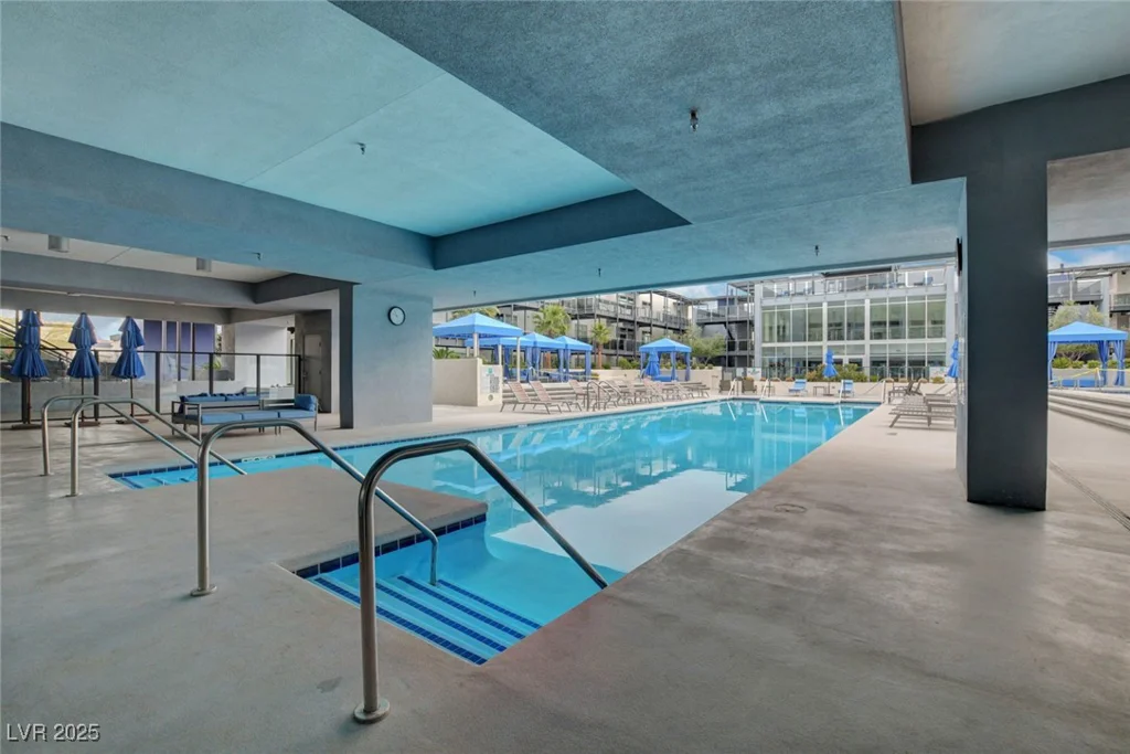 8925 Flamingo, Las Vegas, NV 89147
