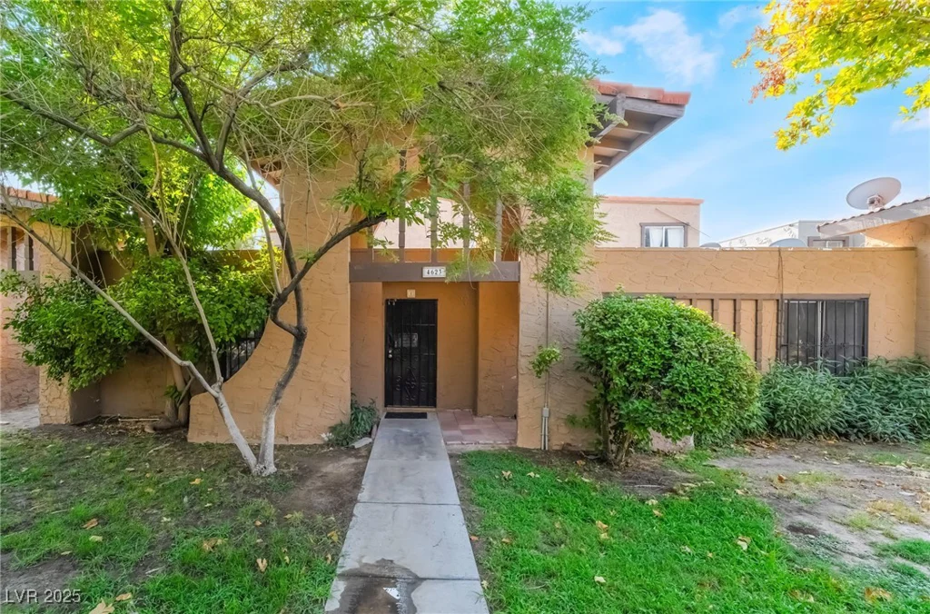 4623 Monterey, Las Vegas, NV 89169