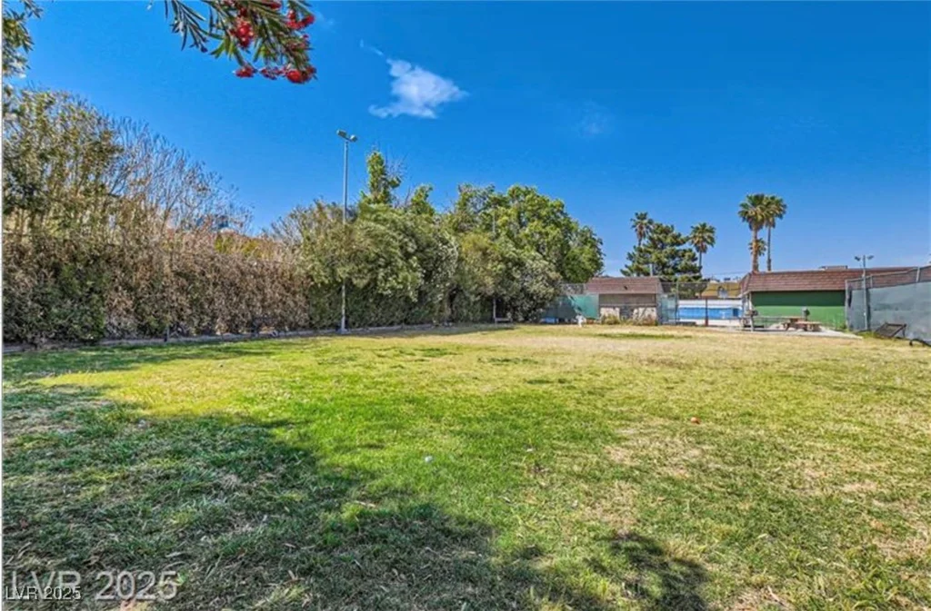4623 Monterey, Las Vegas, NV 89169