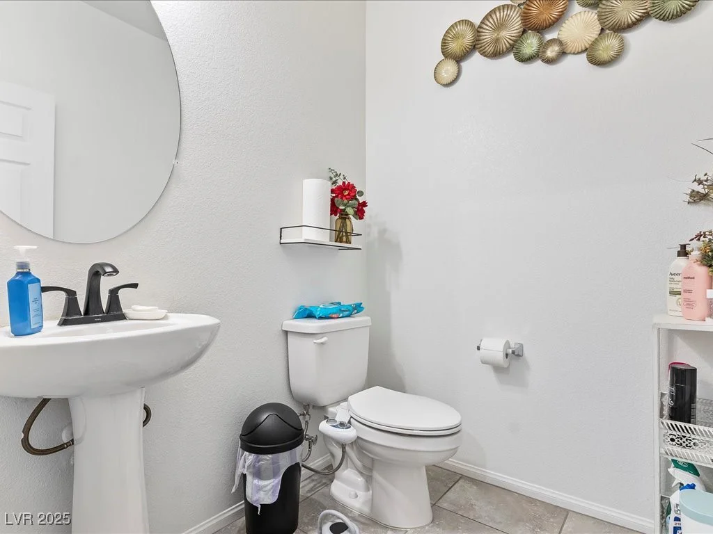 6082 Rose Springs, Las Vegas, NV 89130
