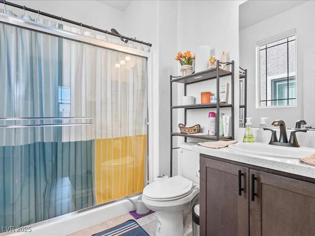 6082 Rose Springs, Las Vegas, NV 89130