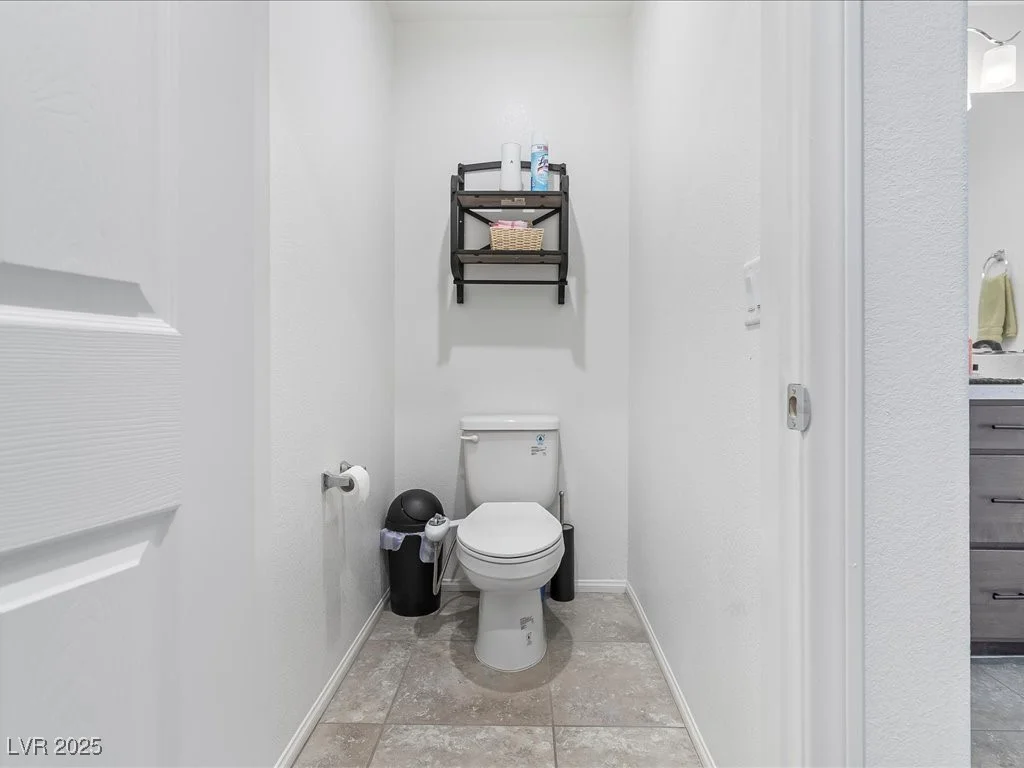 6082 Rose Springs, Las Vegas, NV 89130