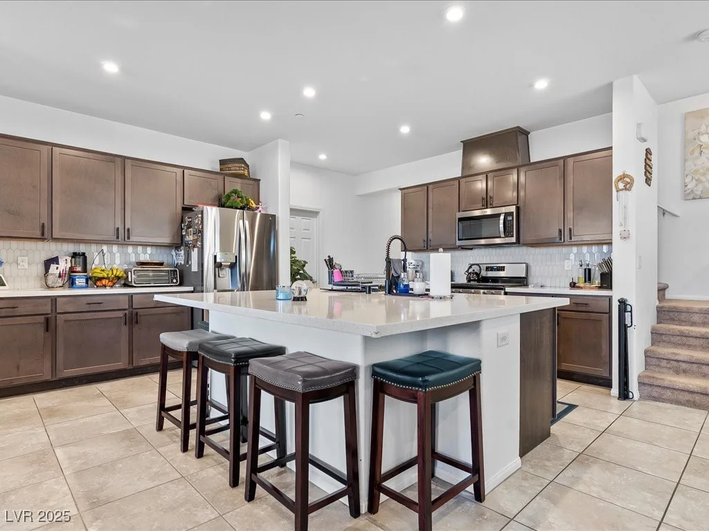 6082 Rose Springs, Las Vegas, NV 89130