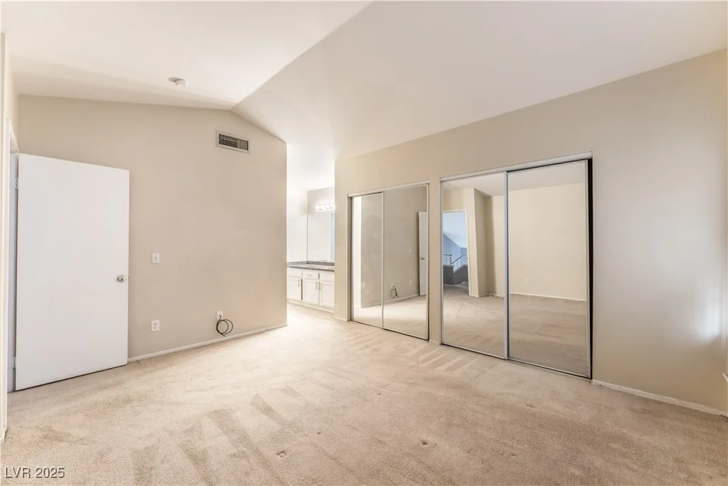 1624 Leaning Pine, Las Vegas, NV 89128