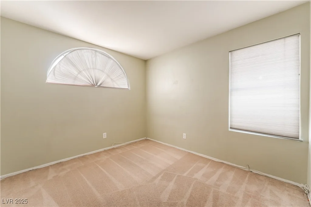 1624 Leaning Pine, Las Vegas, NV 89128