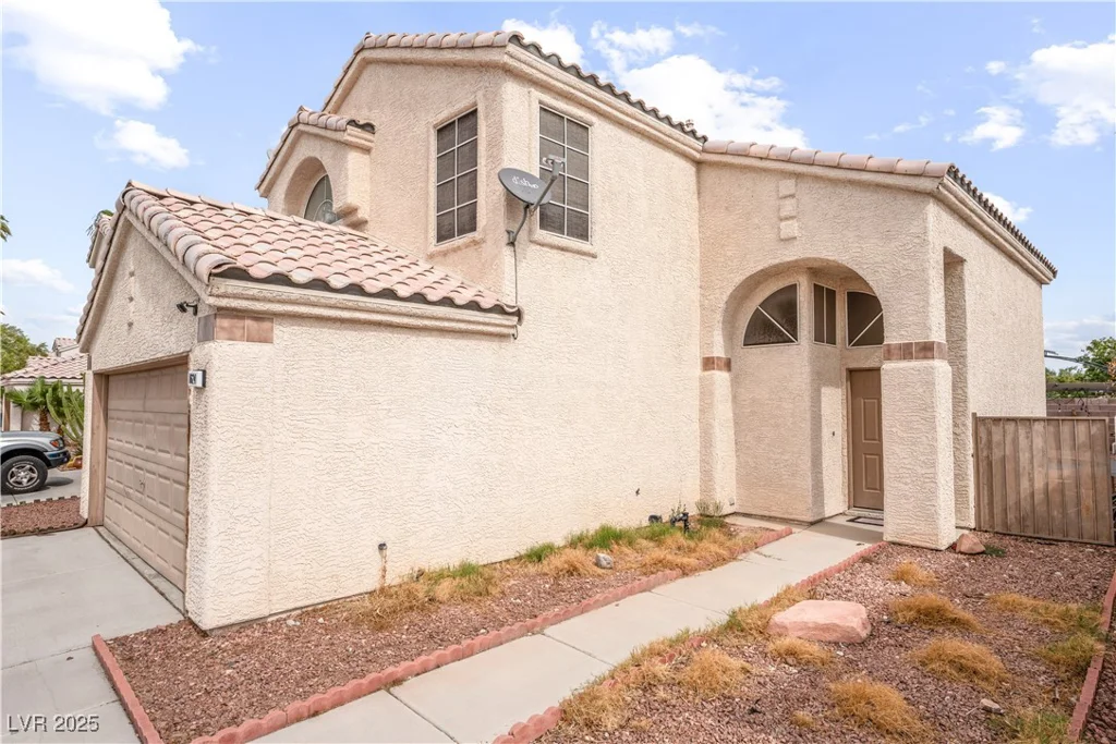 1624 Leaning Pine, Las Vegas, NV 89128