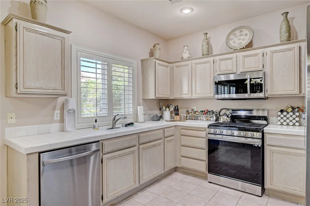 10260 Copparo, Las Vegas, NV 89134