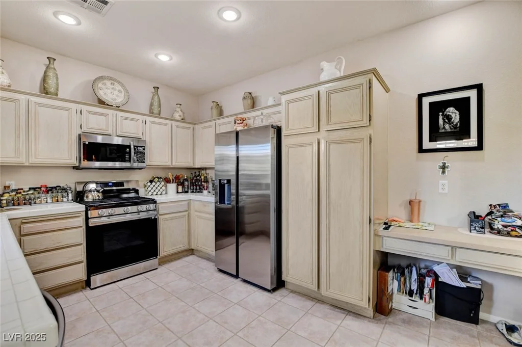 10260 Copparo, Las Vegas, NV 89134